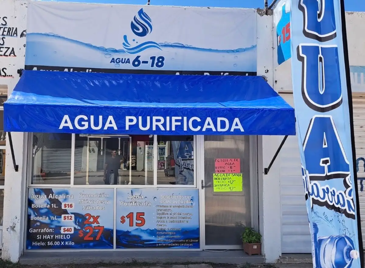 Local de agua purificada de un cliente Purisystems, abierto al público